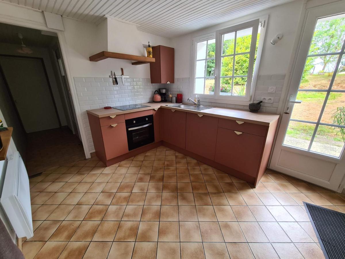 La Maison Des Tilleuls Saint-Germain-Sur-Seves Exterior foto
